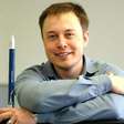 Elon Musk: como um 'sabe-tudo' de 'ego transbordante' se tornou o homem mais rico do mundo