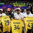 Giannis Antetokounmpo, craque da NBA, rouba a cena no Maracanãzinho