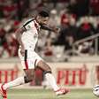 Athletico-PR perde para o Atlético-GO em casa e se complica na Série B