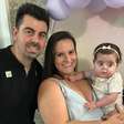 'Eu só queria ouvir o coração batendo': a jornada de uma mãe ao lado da filha com doença rara