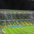 Ancelotti é homenageado com mosaico antes de primeiro jogo no Brasil