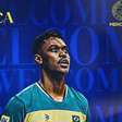 Maicon é anunciado pelo Fener, mesmo time da noiva Ana Cristina