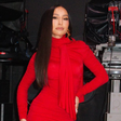 Sabrina Sato arrasa à la 'dama de vermelho' e Prattes se declara