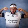 Corinthians toma atitude para evitar prejuízo com saída de Memphis Depay