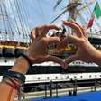 Navio italiano Vespucci deixa Gênova e volta 'para casa'