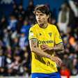 Clube grego demonstra interesse em contratar meia do Santos