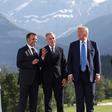 'Camaradagem'? Como Trump tentou evitar imagem de estranho no ninho no G7