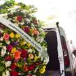 Famosos, filhos, coroa de flores da Globo: veja fotos do velório de Francisco Cuoco