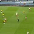 Brasil e Polônia empatam em jogo com craques do futebol mundial