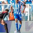 Com golaço do meio-campo, Athletico-PR supera Avaí e se aproxima do G4 da Série B