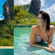Corpo de Carol Castro chama a atenção ao postar fotos em passeio de barco