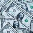 Dólar sobe com tensões no exterior, mas encerra a semana com queda de 0,30%