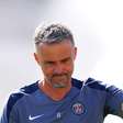 Clube da Série D brinca com calor e provoca PSG e Chelsea