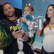 Quem pode, pode! Disney monta cinema VIP na casa de Neymar e Bruna Biancardi; Mavie brilha de Minnie
