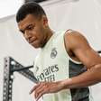 Mbappé volta a treinar, mas segue como dúvida no Real Madrid