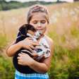 7 raças de cachorros dóceis que são perfeitas para crianças