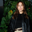 Sasha de peças curingas, Anttónia de preto e + looks para Loewe