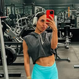 Influenciadora fitness perde os movimentos após ser picada por carrapato