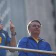 Quaest: maioria dos deputados acha que Bolsonaro deve abrir mão da eleição e vê Tarcísio como principal candidato