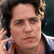 "Já ouvi cachorros latirem melhor do que ela canta": É assim que Hugh Grant se lembra da protagonista desta comédia musical dos anos 2000