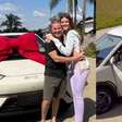 Eduardo Costa presenteia a filha com carrão de mais de R$ 100 mil: 'Te amo mais que tudo'