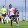 Inter vence jogo-treino e conta com retorno de jogadores importantes