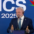 Lula chama Trump de irresponsável por ameaça de taxa via redes: 'Tem que aprender que respeito é bom'