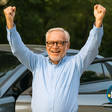 Carro novo: Descubra como a lei beneficia idosos com descontos