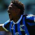 Athletico-PR prepara proposta por atacante do Liverpool: "Estrangeiros em alta"