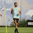 Ex-lateral processa Corinthians e pede pensão vitalícia