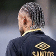 Neymar aparece com novo visual no Santos