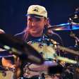 O baterista que fãs desejam de volta ao Pearl Jam