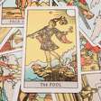 Urano no signo de Gêmeos e os avisos do tarot com o arcano O Louco