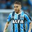 Contusão tira Cuéllar do duelo do Grêmio contra o Cruzeiro