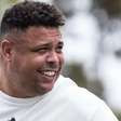 Que moral! Ronaldo Fenômeno é tietado por jogadores do PSG