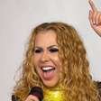 Promovida ao cargo de vovó, Joelma manda recado à filha