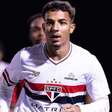 São Paulo encaminha renovação de atacante da base