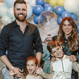 Zé Neto comemora aniversário do filho de 8 anos com festa intimista e temática