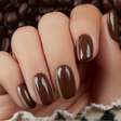 Quais cores de esmalte estão em alta no inverno 2025? Esses 6 tons elegantes vão conquistar as apaixonadas por beleza