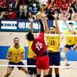 Brasil bate o Japão e segue na liderança da VNL