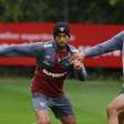 Lucas passará por intervenção médica no joelho e seguirá fora do São Paulo