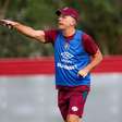 Fluminense pode mudar esquema para pegar o Flamengo