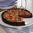Torta de chocolate e morango que não precisa nem de forno