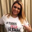 Preta Gil subia o morro e apoiou jornal em favela: "Chegou com dois caminhões"