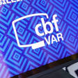 Órgão que regula regras do futebol propõe mudanças no VAR