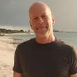 'Minha esposa me ouviu dizer eu te amo, mas nunca ouviu me desculpe': o que fala de Bruce Willis em 'Duro de Matar' ensina mesmo 30 anos depois