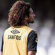Willian Arão se lesiona e aumenta a lista de desfalques do Santos contra o Sport
