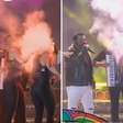 Desespero! Cabelo de backing vocal da banda 'Limão com Mel' pega fogo no meio de show