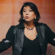 Roberta Miranda se revolta no palco após ser ofendida e xinga fã: 'Vai tomar no...'