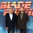 Harrison Ford faz piada sobre soco em Ryan Gosling: 'Ele continua bonito'